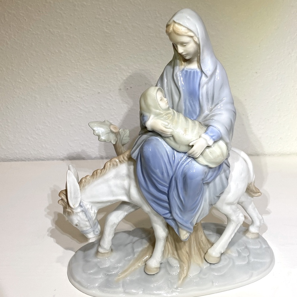 Vintage Valencia Collection Mary Baby Jesus On donkey 9” Velenca Roman Porcelain